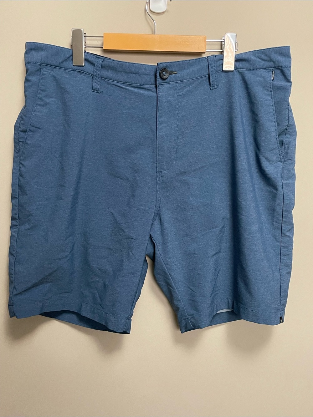 Billabong Men's Slate Blue Flat-Front Shorts Size 38
